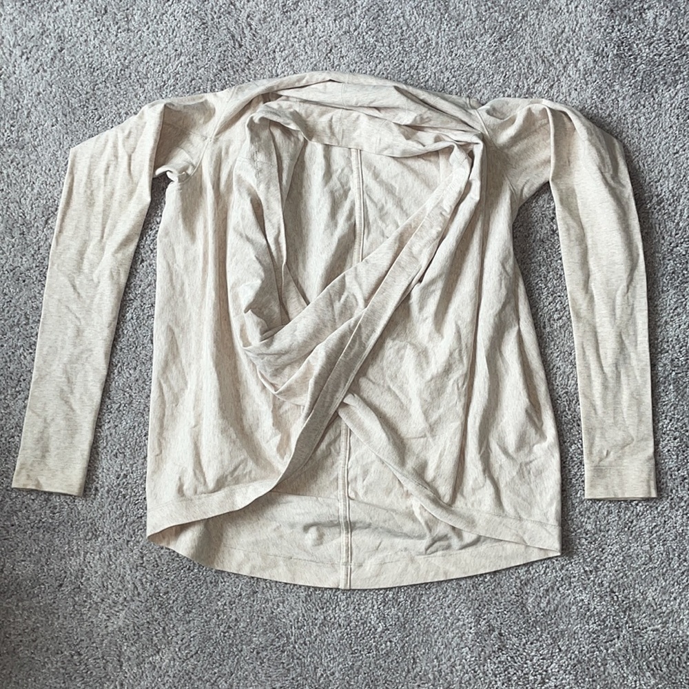 Lululemon wrap - Picture 4 of 5